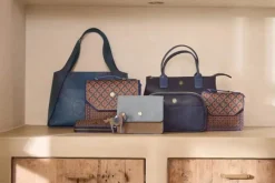 Frances Crossbody Taske