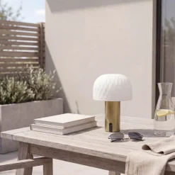Ikon Solar LED Bordlampe