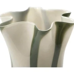 Liva Vase